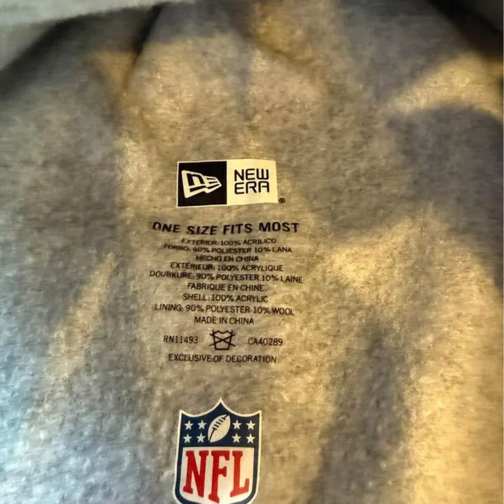 New Era Brand NFL Adult Tennessee Titans Fleece Lined Winter Beanie Hat‎